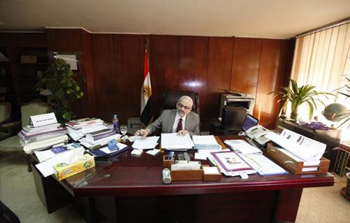 http://gate.ahram.org.eg/Media/News/2013/6/23/2013-635075953335502520-550_main.jpg