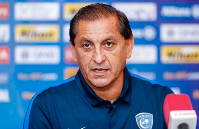 الهلال دياز مدرب أمتلك الدليل