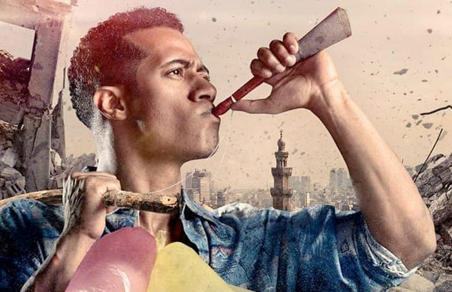 محمد رمضان يرد الجميل لأم حسن فى مسلسل  زلزال  - 