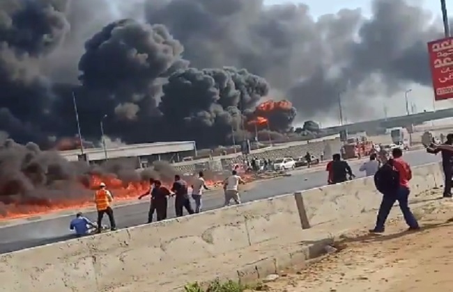محاصرة حريق طريق مصر الإسماعيلية بـ ٣٦ سيارة إطفاء بوابة الأهرام