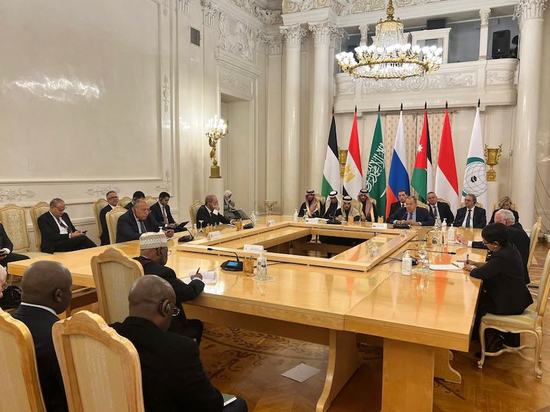 -اجتماع-وزراء-خارجية-اللجنة-المشكلة-من-القمة-العربية--الإسلامية-مع-وزير-خارجية-روسيا