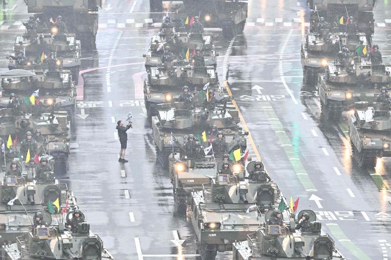 عرض عسكري للاحتفال بيوم القوات المسلحة لكوريا الجنوبية