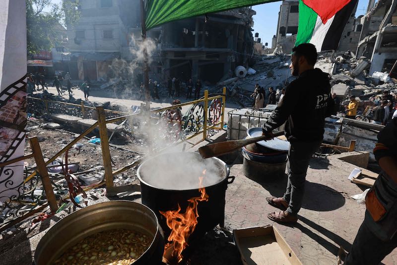الهدنة بين حماس والاحتلال تعيد أجواء الحياة إلى قطاع غزة