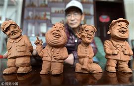مزارع صيني  يصنع أكثر من 3 ألاف  تمثال من  الطين في 29 عامًا