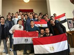  طلاب مصريون يسافرون 14 ساعة للمشاركة بالاستفتاء بموسكو