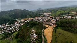 السيول تغرق ولاية إسبيريتو سانتو في البرازيل