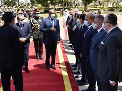 مراسم استقبال رسمية للرئيس السيسي بالخرطوم في مستهل زيارته للسودان