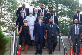 الرئيس الفرنسي ماكرون يحضر المعرض الدولي للأغذية والخدمات الفندقية بمدينة ليون