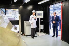الرئيس السيسي يفتتح مجمع مصانع إنتاج الكوارتز بالعين السخنة