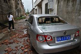 إعصار يضرب مدينة سوتشيان الصينية