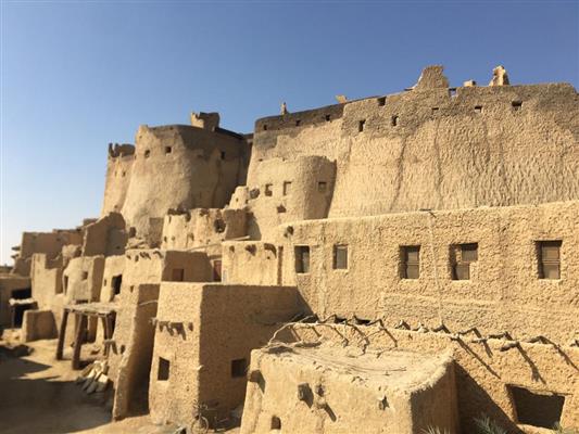 بعد إحياء مبانيها الأثرية شالى القديمة  تعيد تنشيط السياحة التراثية بسيوة