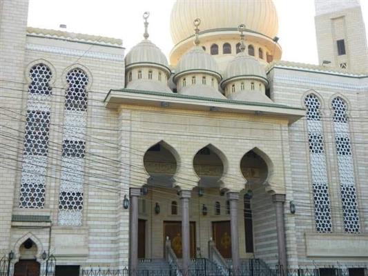 مسجد الباز.. يقوى روح التعايش بين الأقباط والمسلمين بالدقهلية