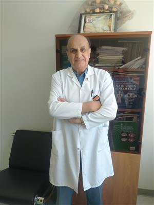 دكتور محمد سعد رئيس العلاج الإشعاعي بـ  السايبر نايف سيحدث نقلة في علاج الأروام بالجراحة الإشعاعية