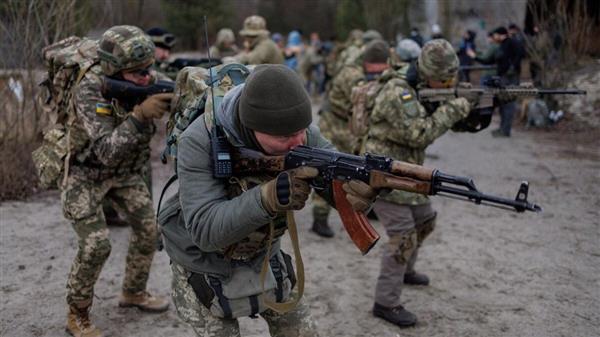   القتال حتى النهاية شعار المتطوعين على الجبهة الشرقية لأوكرانيا  