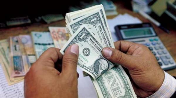 قرار مفاجئ من البنوك برفع حدود البطاقات خارج مصر 