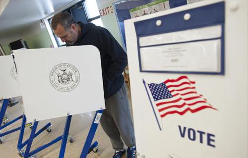 ناخبون في تكساس يتهمون آلات التصويت بتغيير رغباتهم  الانتخابية