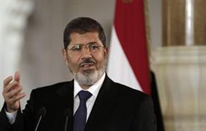 ازمة بين السلفيين والاخوان بسبب زيارة مرسى لطهران