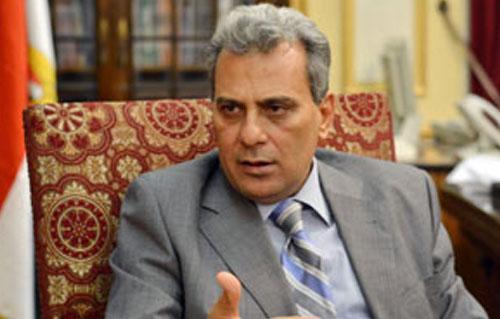 نصار يطالب محلب بإصدار قرار بأحقية مستشفيات جامعة القاهرة لتعيين خريجي مدرسة وكلية التمريض