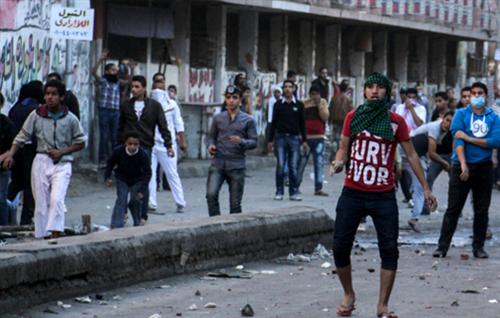 اشتباكات بين قوات الأمن وطلاب جامعة الأزهر أمام المدينة الجامعية
