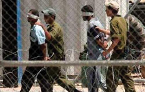 الأسير الفلسطيني  معتقلًا في الضفة الغربية منذ  أكتوبر بينهم  طفلًا 