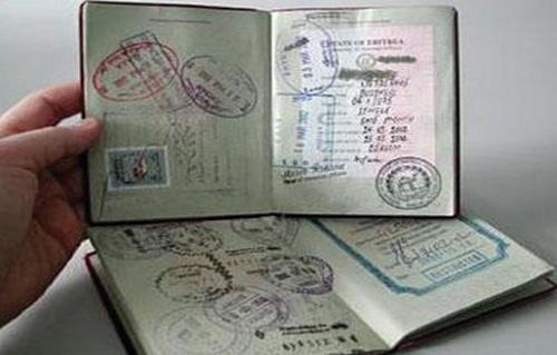 الجوازات تمنع راكبًا سعوديًا وطفلة مصرية من السفر بالمطار