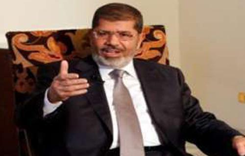 مرسي يصل مركز المؤتمرات لحضور الاحتفال بعيد العلم ويكرم  عالمًا فائزين بجوائز النيل والدولة التقديرية