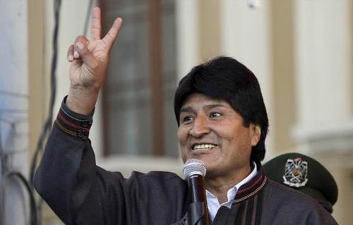 رئيس بوليفيا يفتتح مقرا جديدا للحكومة مثيرا للجدل
