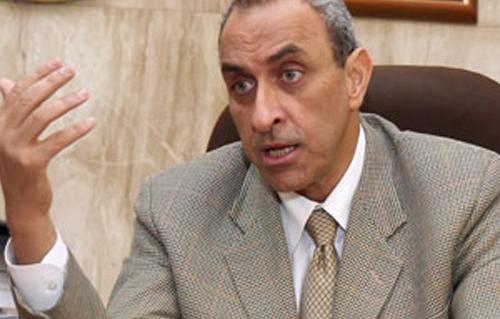 ممثلو القطاع الزراعى يرفضون استمرار أبو حديد وزيرًا ويناشدون محلب بسرعة التدخل