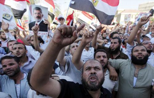 تأجيل استئناف  من أنصار مرسى على حكم حبسهم  سنوات فى أحداث رمسيس الثانية لجلسة  يونيو للحكم 