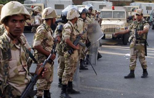 قوات الشرطة والجيش تفرق مسيرة إخوانية مفاجئة فور تجمعها بمنطقة زيزينيا فى الإسكندرية