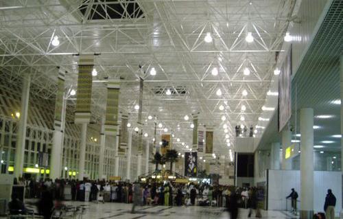 وقف التأشيرات للمسافرين إلى مطار أديس أبابا في إثيوبيا - بوابة الأهرام