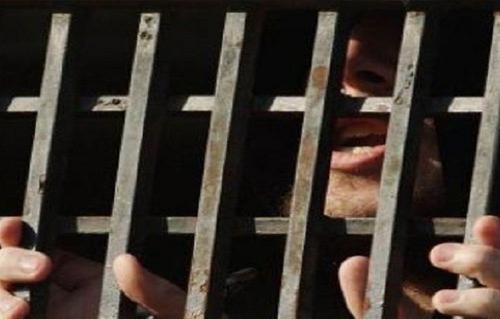حبس عضو المكتب التنفيذي لاتحاد طلاب مصر  يومًا لاتهامه بالتحريض 