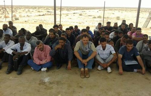 ضبط  متسللا عبر الحدود المصرية الليبية 