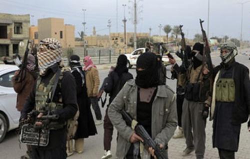 داعش تتقدم باتجاه سد حديثة على نهر الفرات والجيش العراقي يخوض قتالًا لوقف تقدمهم