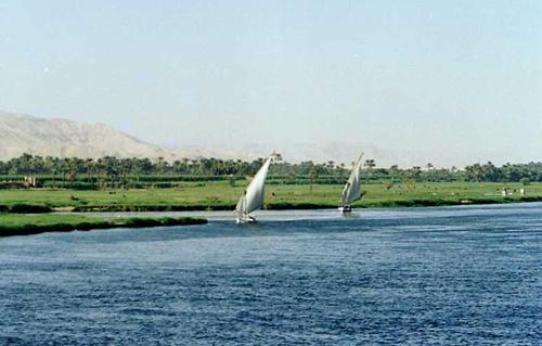خبير مصر لن تقبل خسارة نقطة مياه واحدة وإثيوبيا وافقت على مقترحات القاهرة