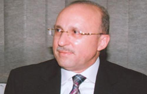 وزير الصحة يكرم أعضاء المستشفى الميداني الأردني بمستشفى عين شمس