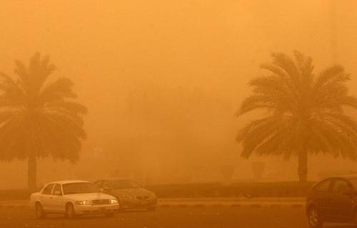 طوارئ في القاهرة بسبب اضطراب الطقس 