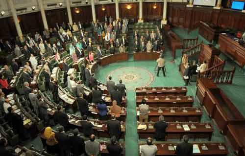 البرلمان الجزائري يصادق بالإجماع على التعديلات الدستورية المقترحة