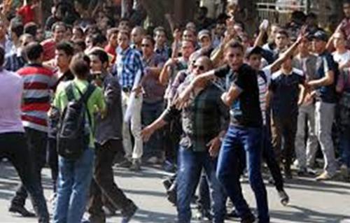 إصابة ضابط وعشرات المواطنين فى اشتباكات بين الإخوان والأمن بشوارع السويس