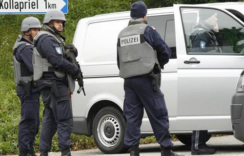  الداخلية النمساوية مقتل شخص في إطلاق نار في وسط فيينا واعتقال المشتبه به 