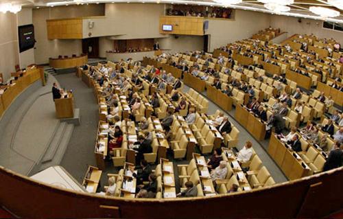 مجلس النواب الروسي يوافق على احتجاز منتهكي الحجر الصحي لمدة  أعوام