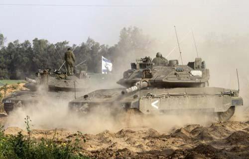 ;القاهرة الإخبارية; دبابات الاحتلال الإسرائيلي تغلق بشكل كامل طريق صلاح الدين الواصل بين شمال قطاع غزة وجنوبه