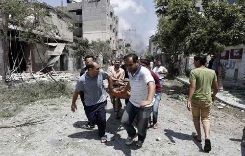 إصابات كثيرة في صفوف النازحين بعد قصف مدرسة تابعة للأونروا في قطاع غزة