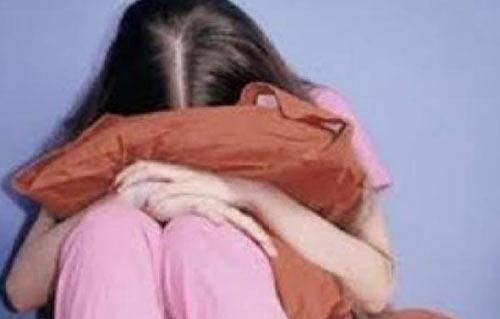 طفلة تدعي اغتصابها من  شباب داخل سرفيس ببني سويف