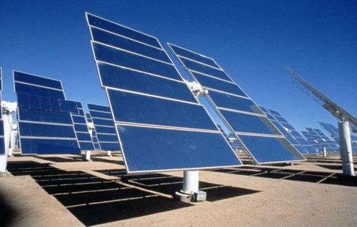 توقيع اتفاقية لإنشاء محطة إنتاج كهرباء من الطاقة الشمسية بأسوان بقدرة  ميجاوات 