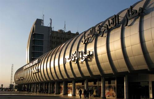 انقطاع التيار الكهربائي عن برج المراقبة الجوية بمطار القاهرة لدقائق