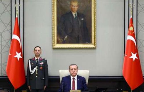 مجلس الوزراء التركي الجديد يعقد اجتماعه الأول