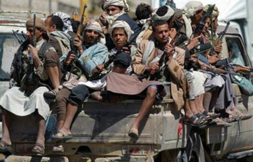 وزير يمني يتهم الحوثيين بتجنيد  ألف طفل