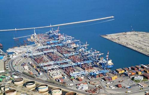  سفينة إجمالي حركة سفن الحاويات والبضائع العامة بمواني بورسعيد