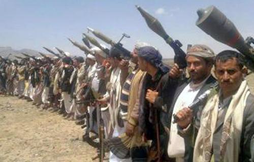  الحوثيون يستهدفون المدنيين في عدن بصواريخ كاتيوشا